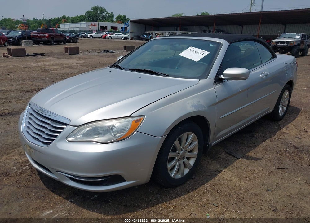 2011 CHRYSLER 200 TOURING VIN: 1C3BC2EG0BN545627