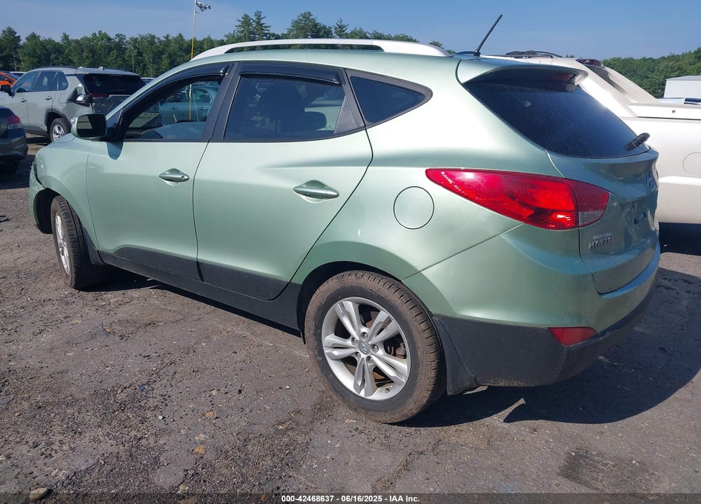 2013 HYUNDAI TUCSON VIN: KM8JUCAC3DU557577
