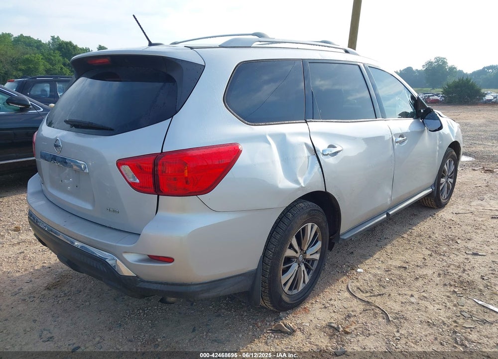 2018 NISSAN PATHFINDER VIN: 5N1DR2MMXJC644102