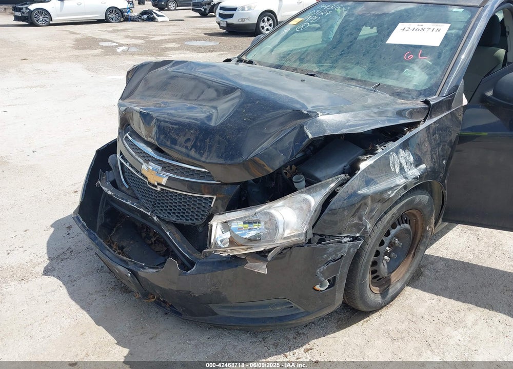 2014 CHEVROLET CRUZE VIN: 1G1PA5SH4E7444873
