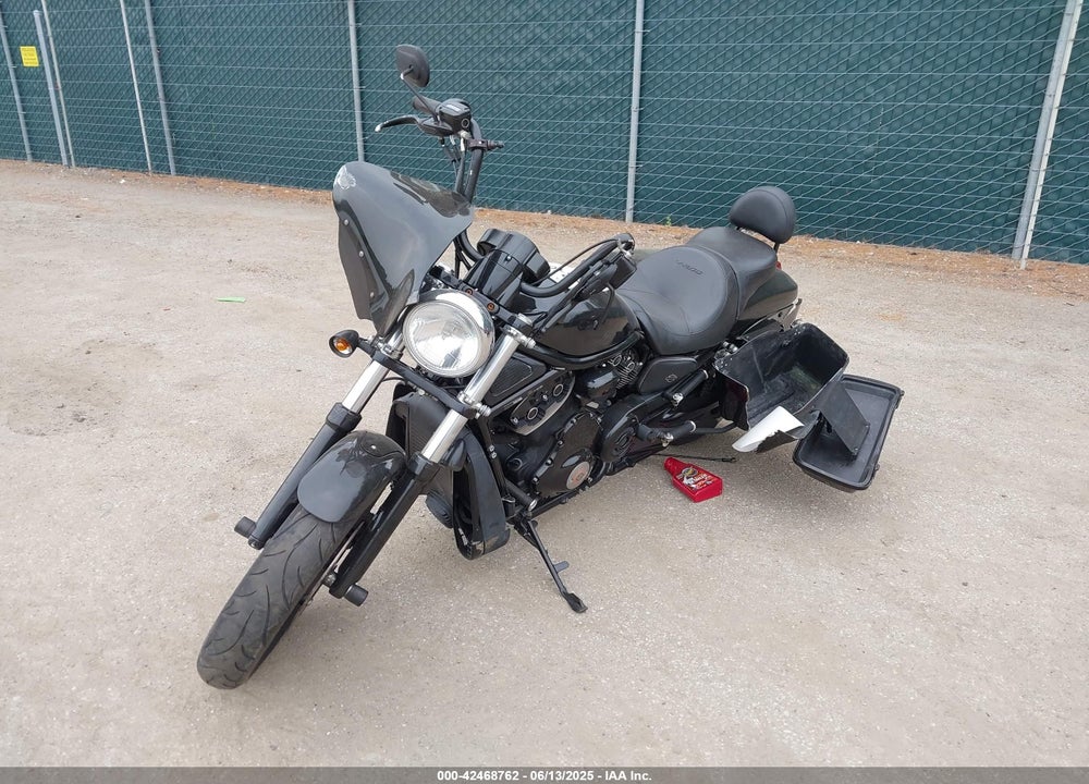 2009 HARLEY-DAVIDSON VRSCDX VIN: 1HD1HHH139K807184