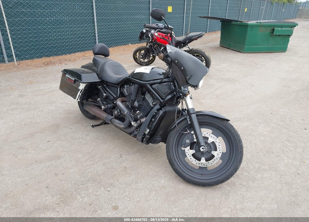 2009 HARLEY-DAVIDSON VRSCDX VIN: 1HD1HHH139K807184
