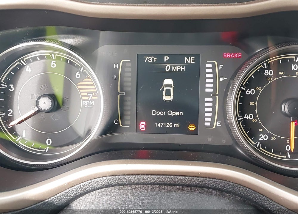 2017 JEEP CHEROKEE VIN: 1C4PJLCB2HW642335