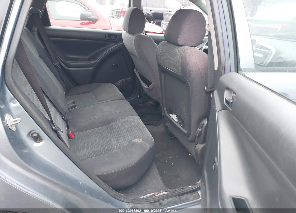 2005 TOYOTA MATRIX VIN: 2T1LR32E35C398766