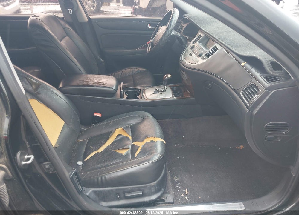 2009 HYUNDAI GENESIS 3.8 VIN: KMHGC46E69U033070