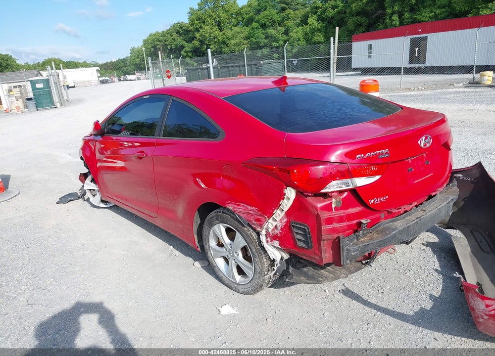 2013 HYUNDAI ELANTRA VIN: KMHDH6AE8DU010423