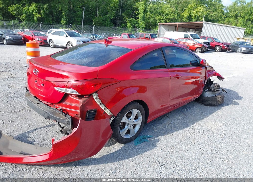 2013 HYUNDAI ELANTRA VIN: KMHDH6AE8DU010423