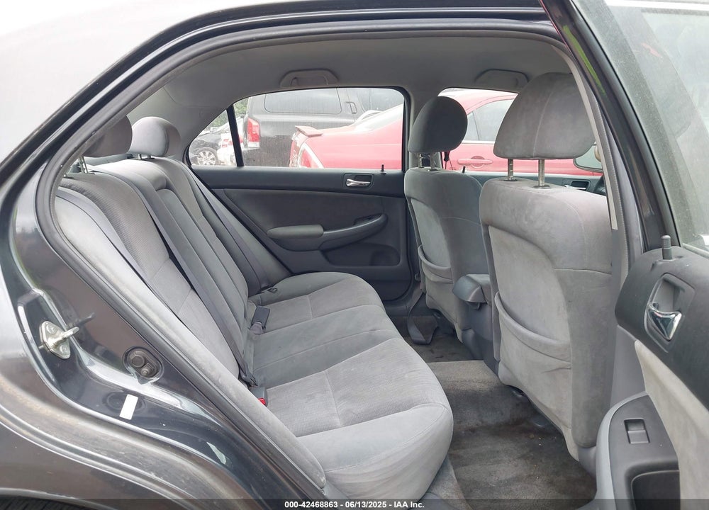 2005 HONDA ACCORD VIN: 1HGCM56455A063624