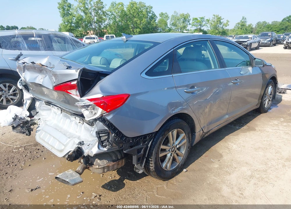 2015 HYUNDAI SONATA VIN: 5NPE24AF0FH252319