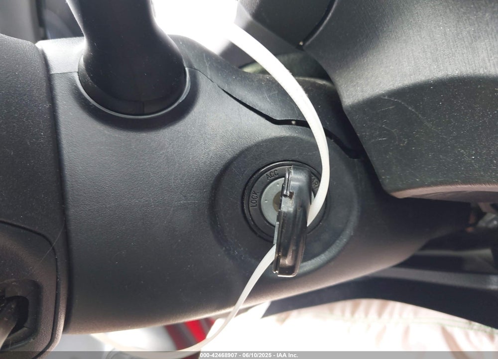 2012 TOYOTA YARIS LE VIN: JTDJTUD38CD513761