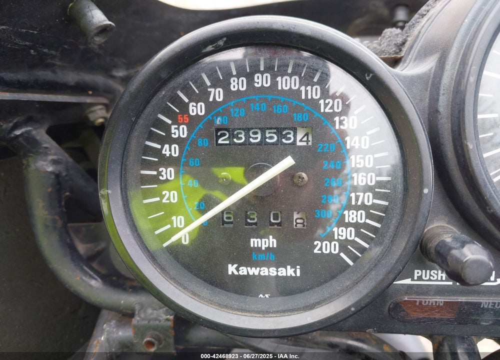 1990 KAWASAKI ZX1100 VIN: JKAZXBC18LB500428
