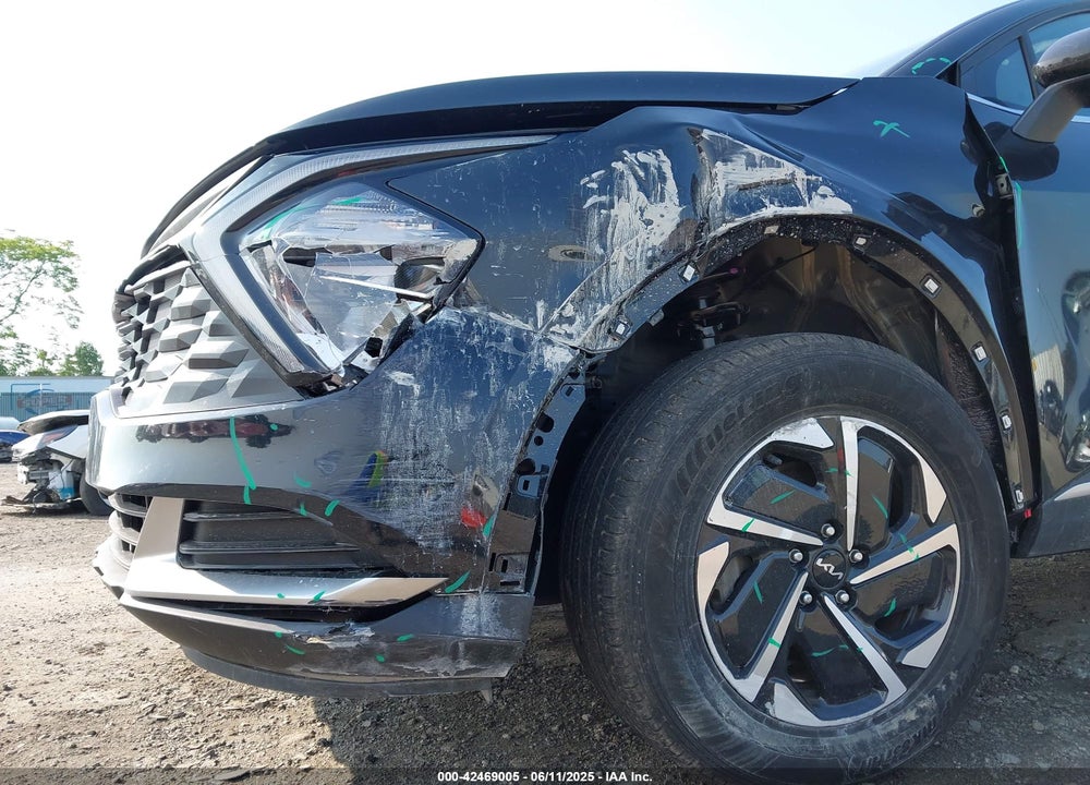 2023 KIA SPORTAGE HYBRID VIN: KNDPUCAG6P7043324