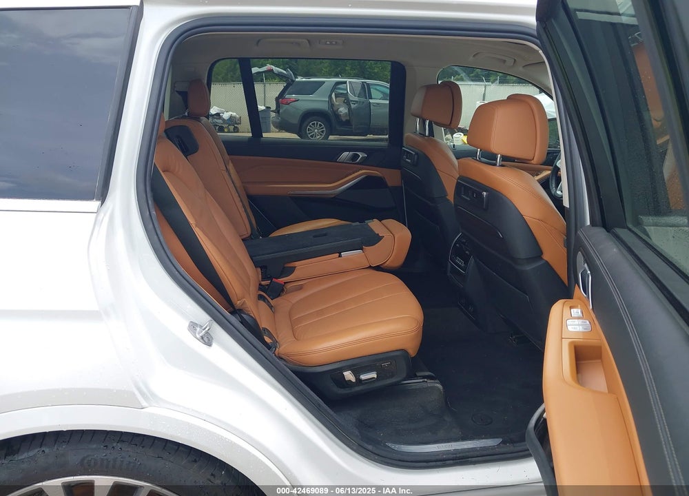 2019 BMW X7 XDRIVE40I VIN: 5UXCW2C59KL081613