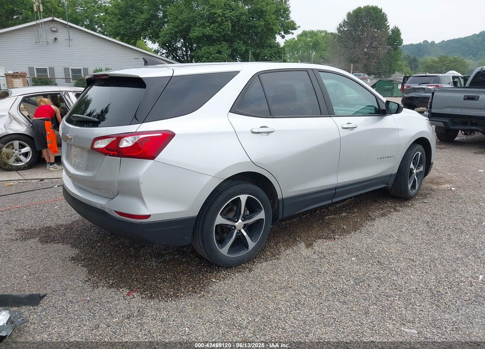 2020 CHEVROLET EQUINOX FWD LS VIN: 3GNAXHEV4LS646150