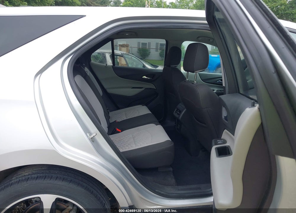 2020 CHEVROLET EQUINOX FWD LS VIN: 3GNAXHEV4LS646150