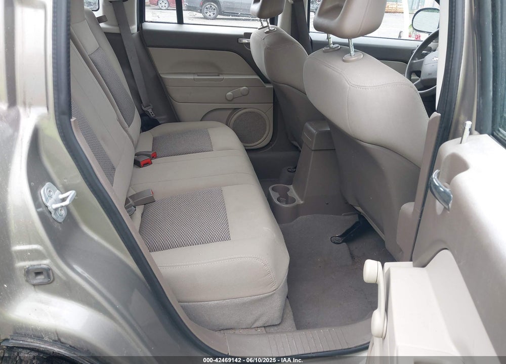 2008 JEEP COMPASS SPORT VIN: 1J8FF47W78D602059