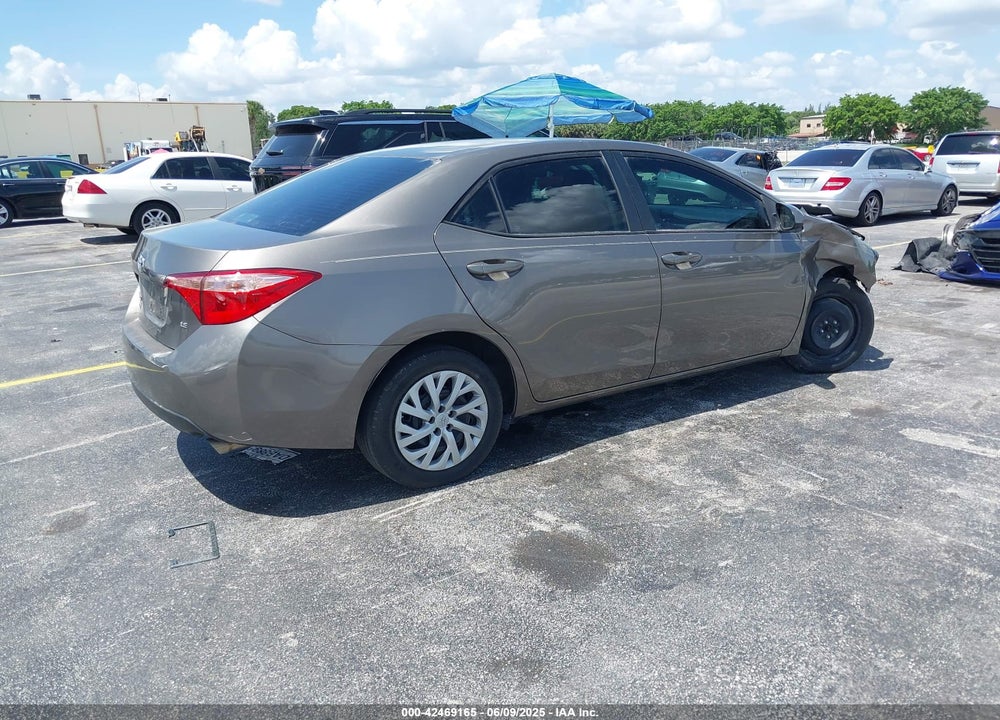 2018 TOYOTA COROLLA LE VIN: 2T1BURHE9JC028064