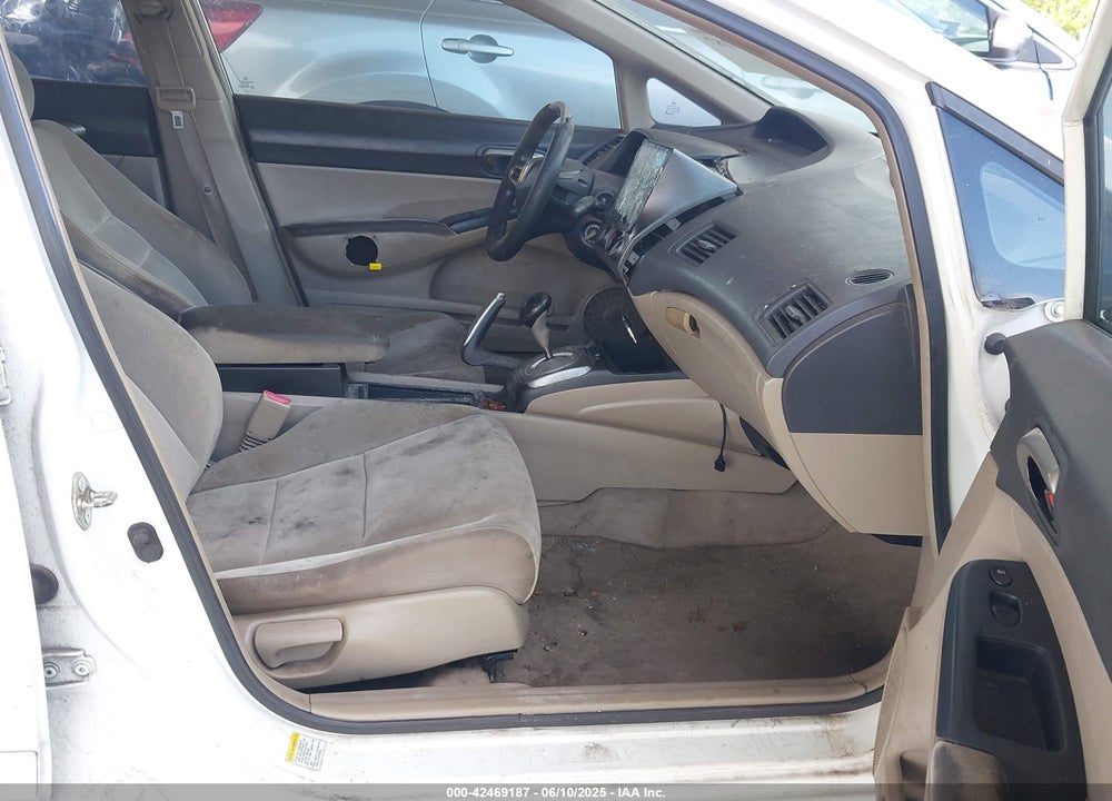 2010 HONDA CIVIC VIN: 19XFA1F50AE086032