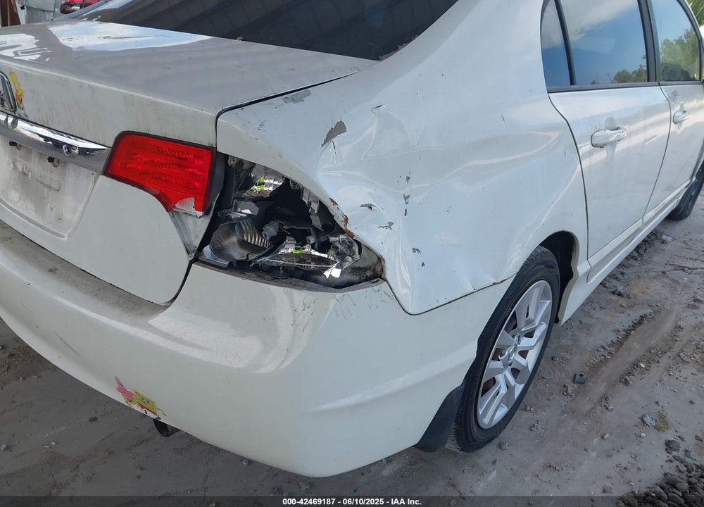 2010 HONDA CIVIC VIN: 19XFA1F50AE086032