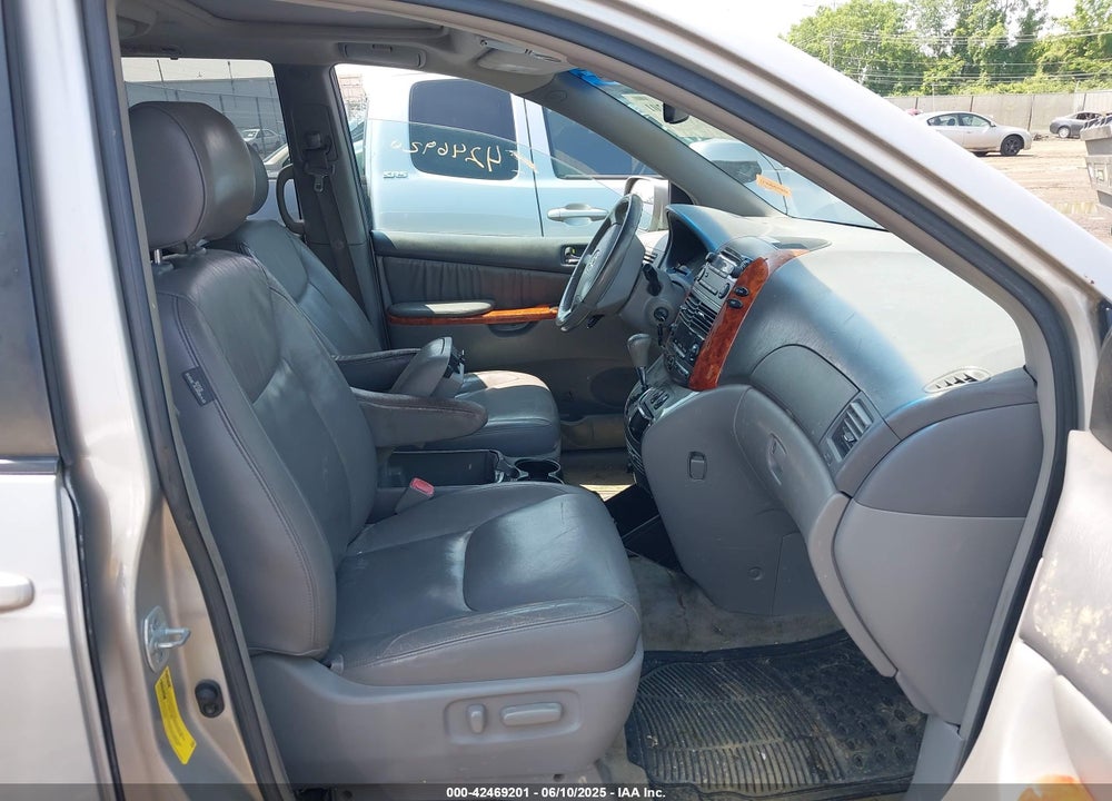2006 TOYOTA SIENNA XLE VIN: 5TDZA22C56S499679