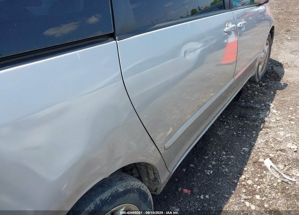 2006 TOYOTA SIENNA XLE VIN: 5TDZA22C56S499679
