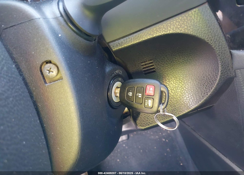 2014 TOYOTA COROLLA S PLUS VIN: 2T1BURHE3EC051071