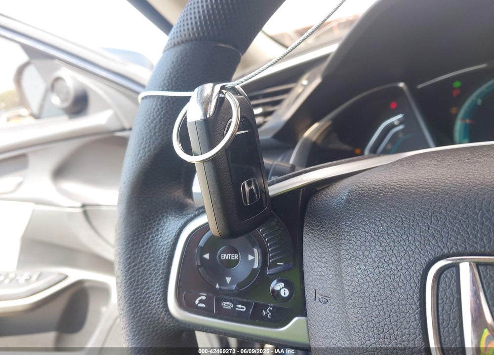 2017 HONDA CIVIC VIN: 2HGFC1F48HH659163