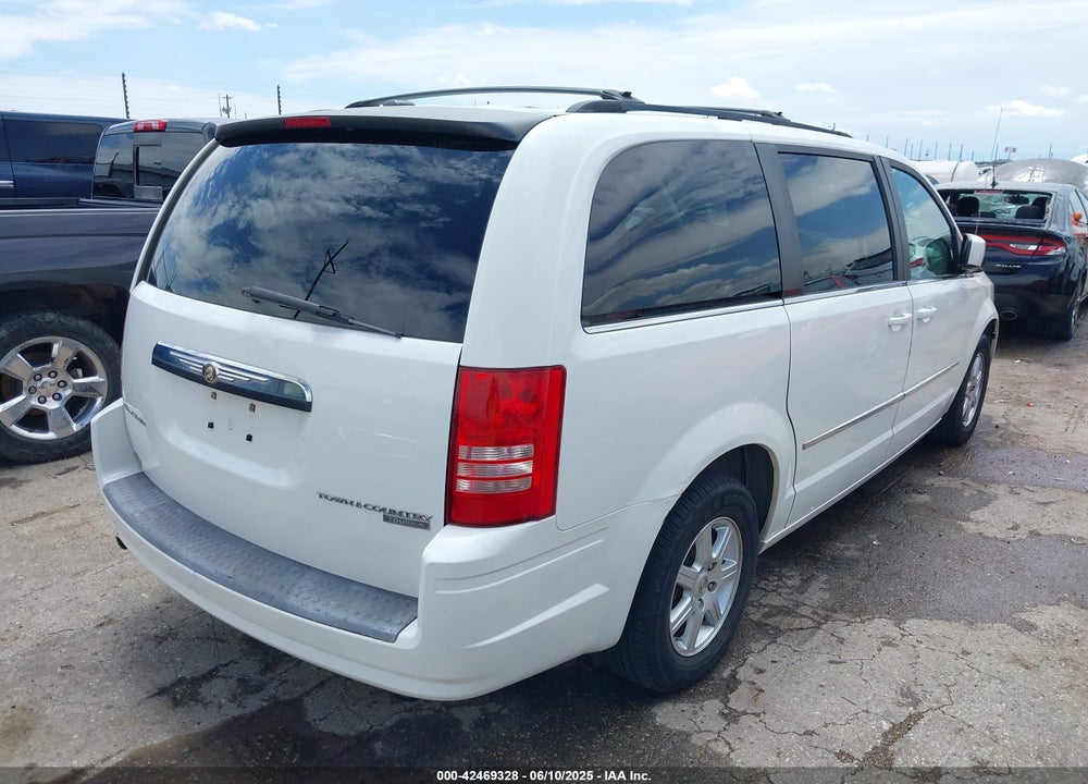 2010 CHRYSLER TOWN & COUNTRY TOURING VIN: 2A4RR5D11AR162735
