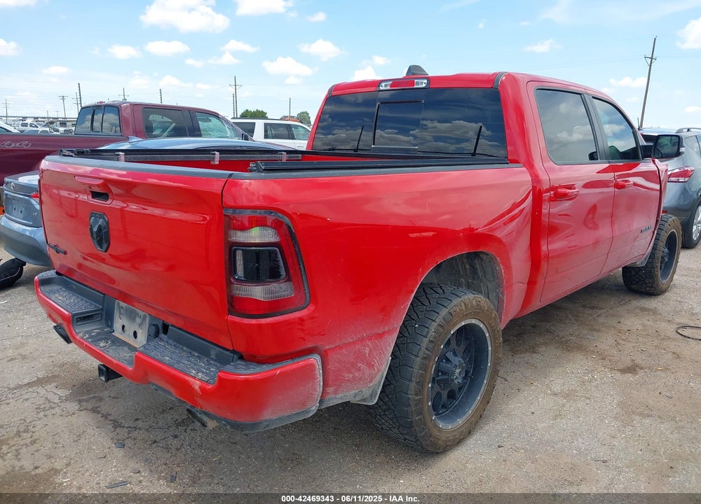 2021 RAM 1500 VIN: 1C6RREFT9MN592784