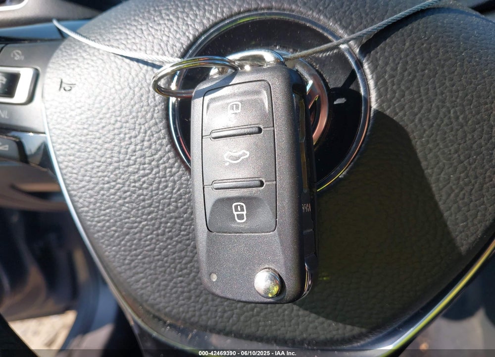 2018 VOLKSWAGEN PASSAT VIN: 1VWBA7A34JC002712