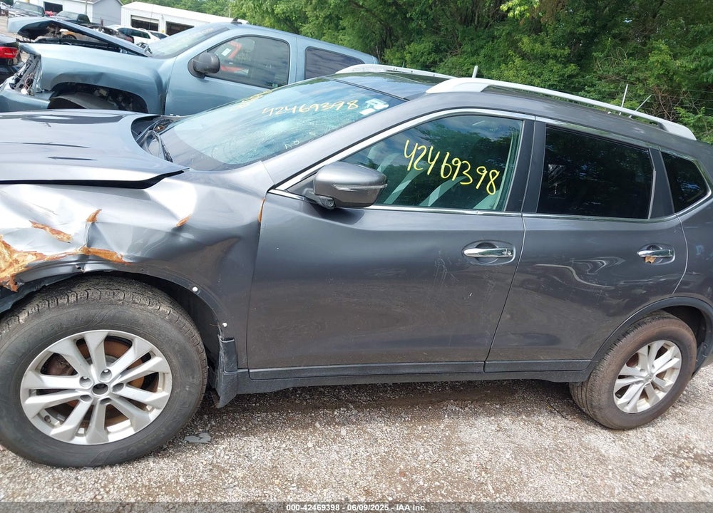 2015 NISSAN ROGUE VIN: 5N1AT2MV5FC842767