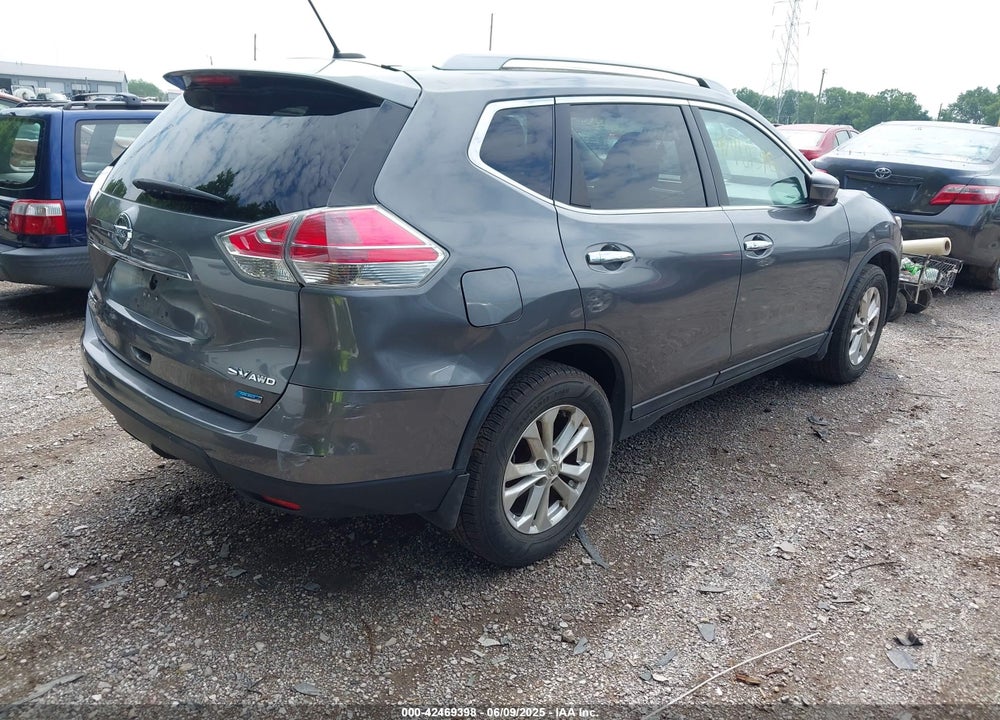 2015 NISSAN ROGUE VIN: 5N1AT2MV5FC842767