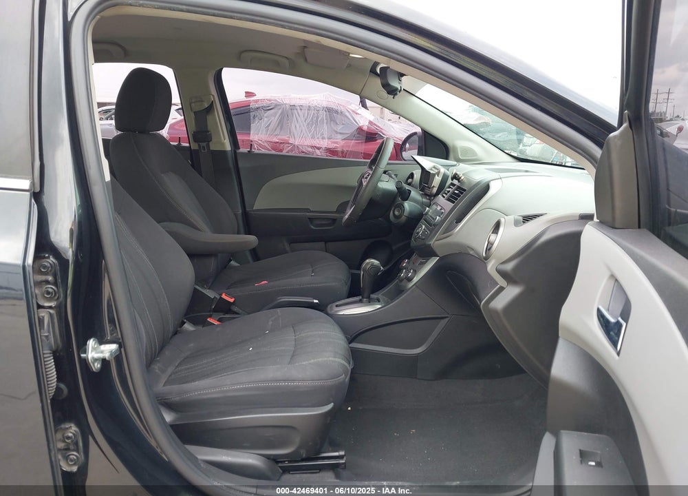2014 CHEVROLET SONIC LT AUTO VIN: 1G1JC5SH6E4226032