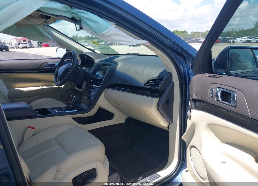 2018 LINCOLN MKT VIN: 2LMHJ5AT4JBL02056
