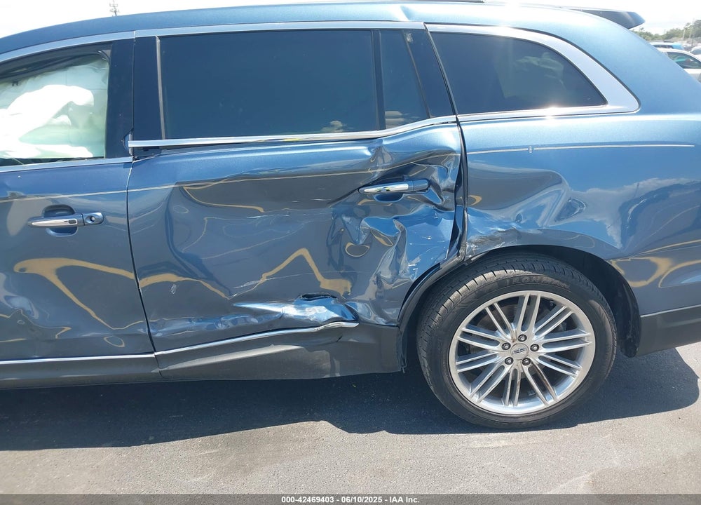 2018 LINCOLN MKT VIN: 2LMHJ5AT4JBL02056