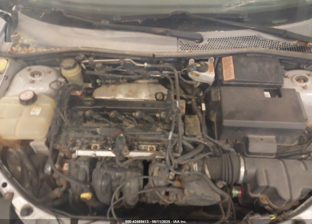 2005 FORD FOCUS VIN: 1FAFP34N25W139215
