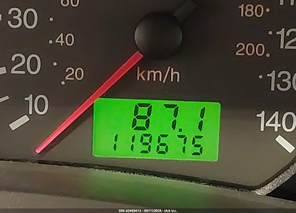 2005 FORD FOCUS VIN: 1FAFP34N25W139215