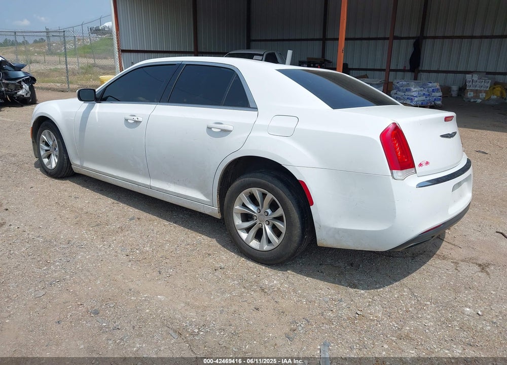2016 CHRYSLER 300 VIN: 2C3CCAAG0GH243324