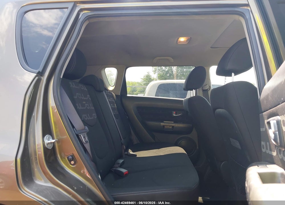 2012 KIA SOUL VIN: KNDJT2A66C7457045