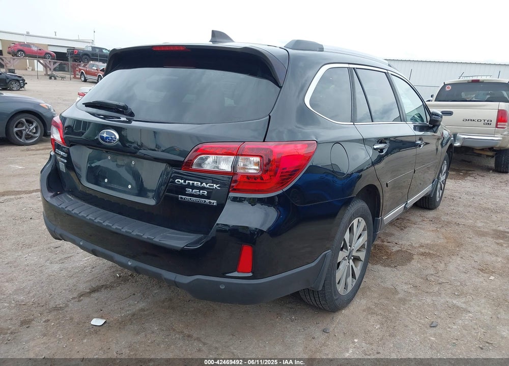 2017 SUBARU OUTBACK 3.6R TOURING VIN: 4S4BSETC4H3295969