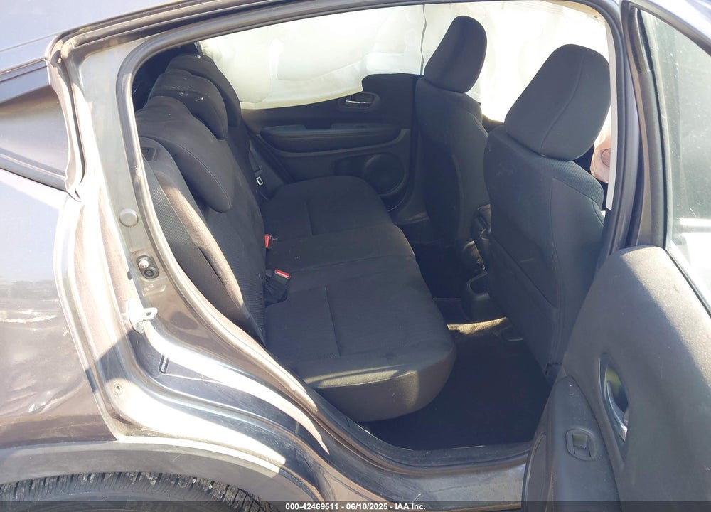 2018 HONDA HR-V VIN: 3CZRU5H34JG705916