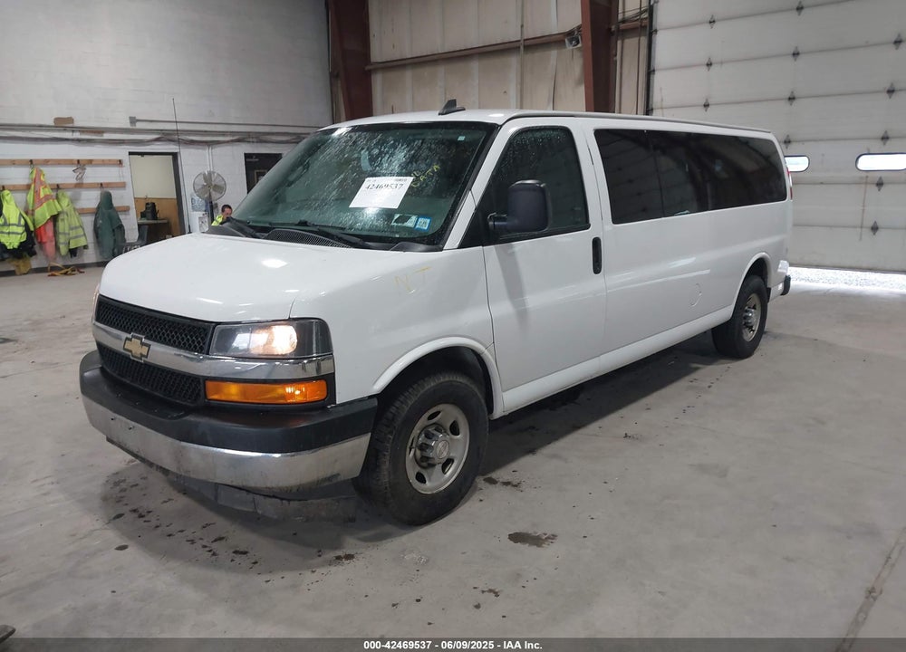 2017 CHEVROLET EXPRESS 3500 LT VIN: 1GAZGPFG6H1343636
