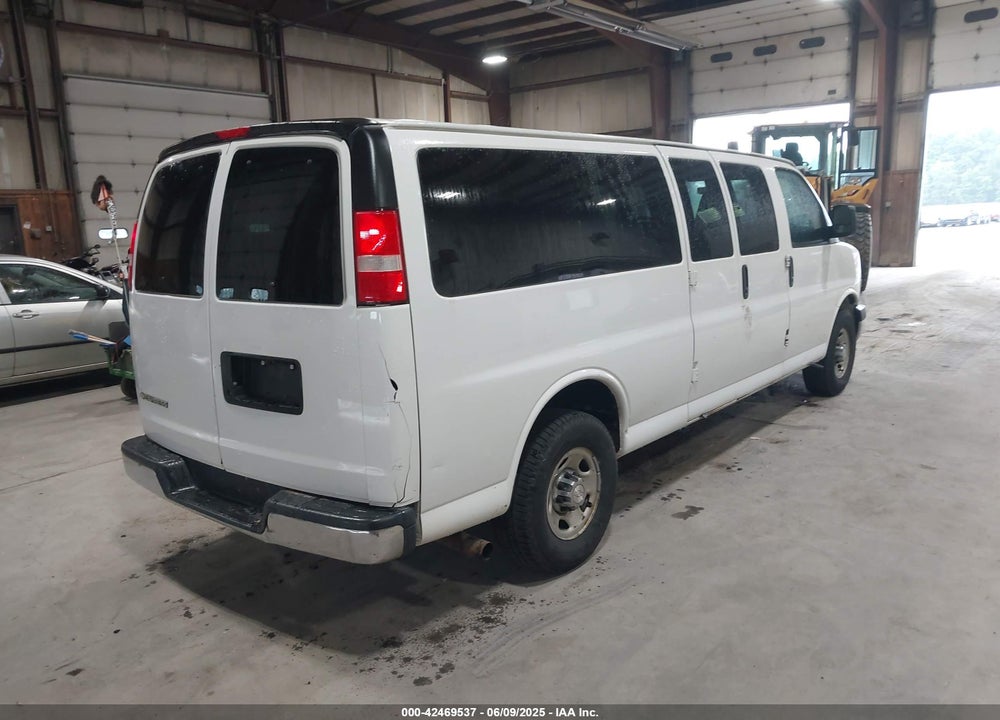 2017 CHEVROLET EXPRESS 3500 LT VIN: 1GAZGPFG6H1343636