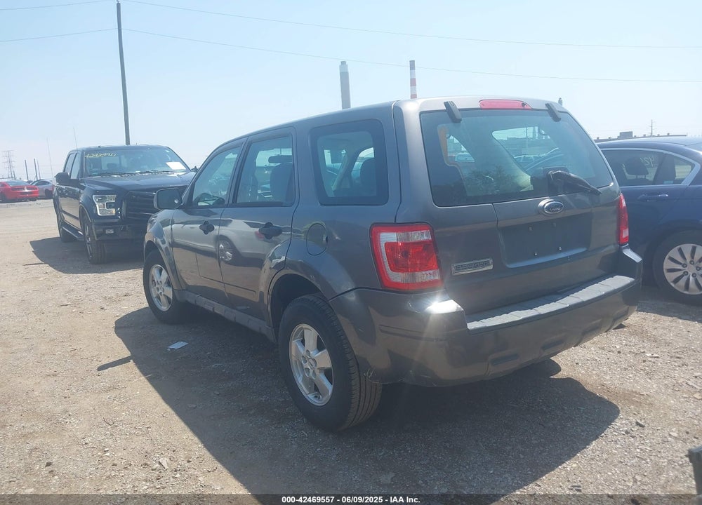 2009 FORD ESCAPE XLS/XLS MANUAL VIN: 1FMCU02729KC33600