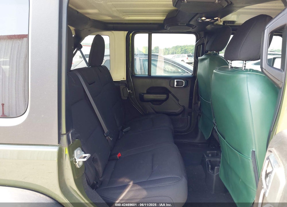 2023 JEEP WRANGLER / VIN: 1C4HJXDG7PW646627