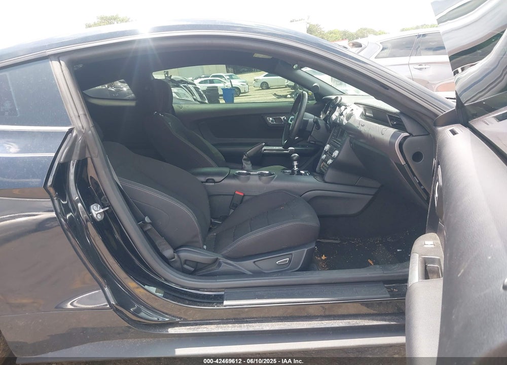 2016 FORD MUSTANG VIN: 1FA6P8CF7G5332184