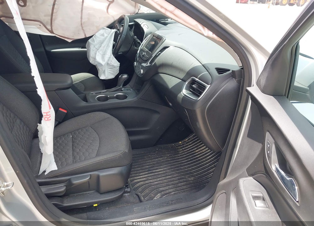 2019 CHEVROLET EQUINOX LT VIN: 3GNAXUEV5KL195019