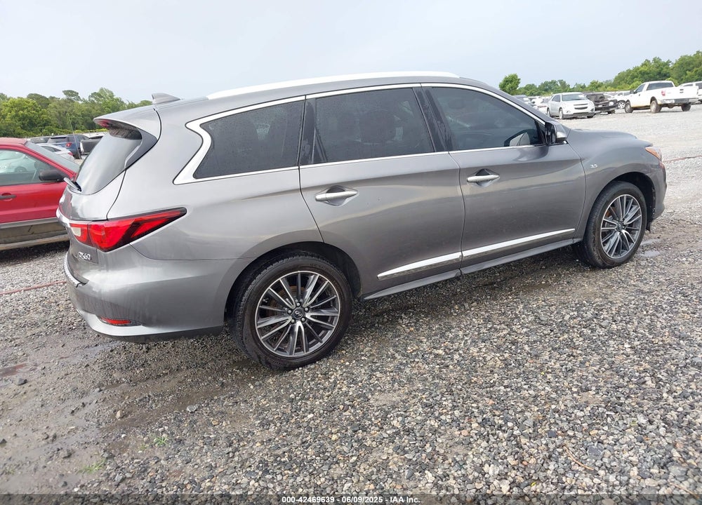 2017 INFINITI QX60 VIN: 5N1DL0MN8HC502159