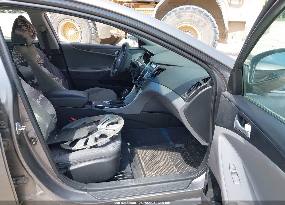 2011 HYUNDAI SONATA GLS VIN: 5NPEB4ACXBH072944