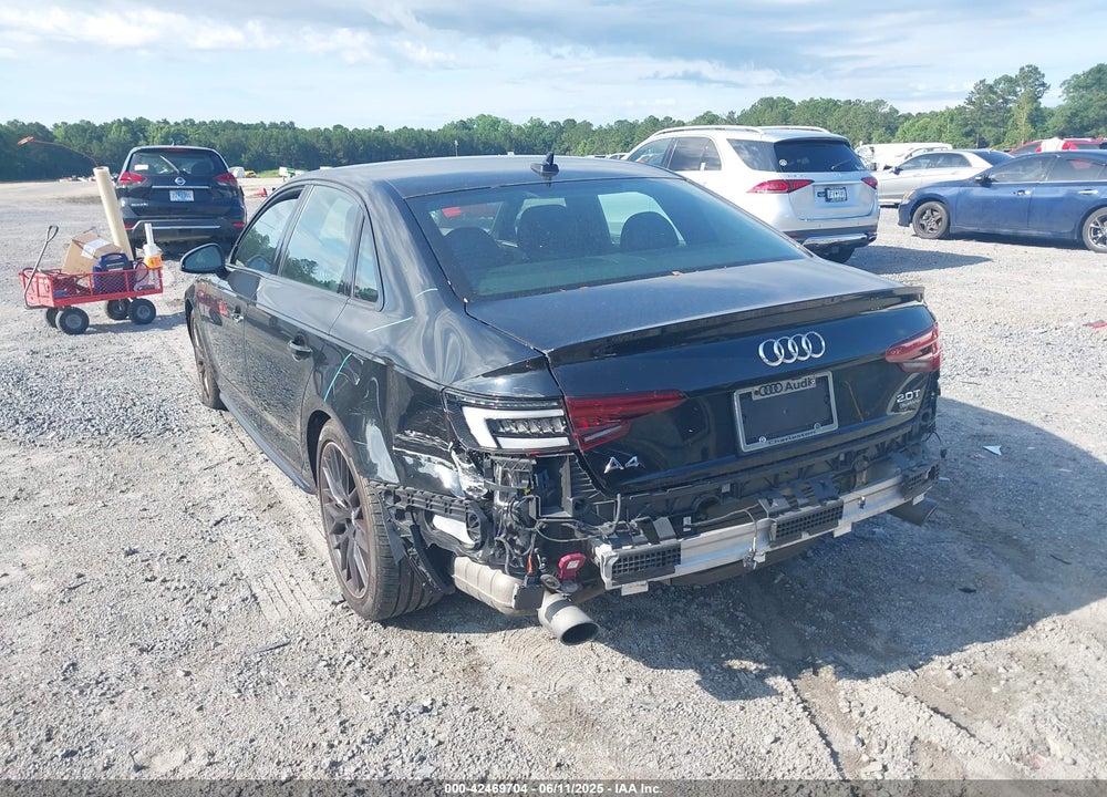 2018 AUDI A4 VIN: WAUENAF46JA011116